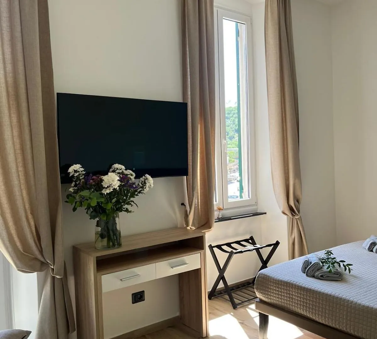 Ulivo House Hotel Genoa 0*,  Italy