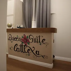 Guest house Queen Cattleya, Genoa